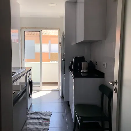 Δωμάτια σε οικογενειακή κατοικία Charming Campo De Ourique